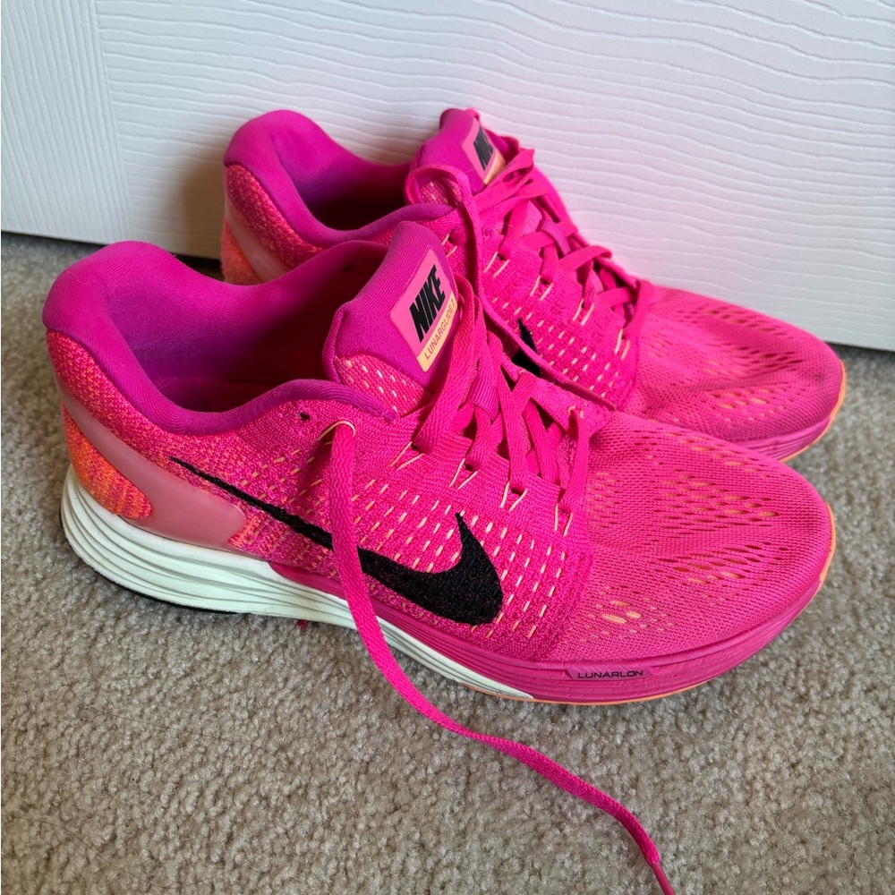 Nike Pink Running Shoes